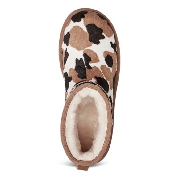 Kids Cow Print Classic Mini Boots - Picture 3 of 5